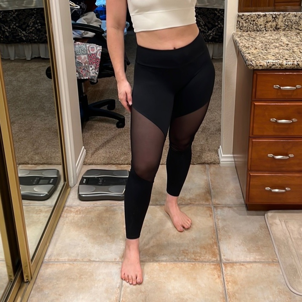 Unique Onzie Mesh Cutout Active Full Length Legging Sz M/L
